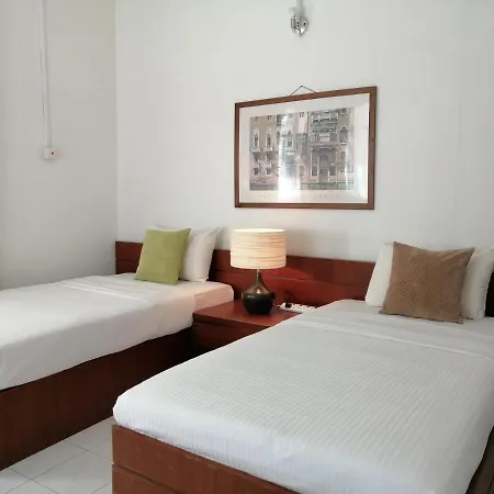 Beach Front Bungalow Tanjung Bungah
